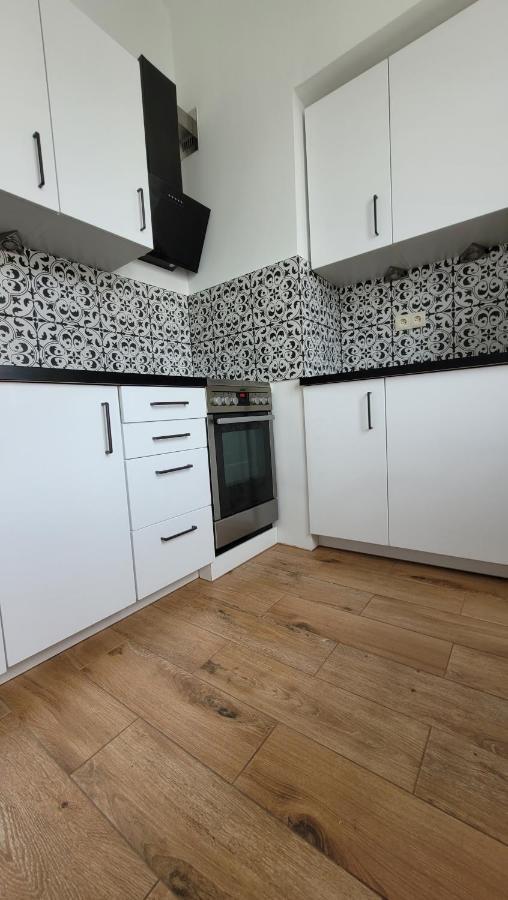 Art Dreams Apartament Chmielna 5 Варшава Екстериор снимка