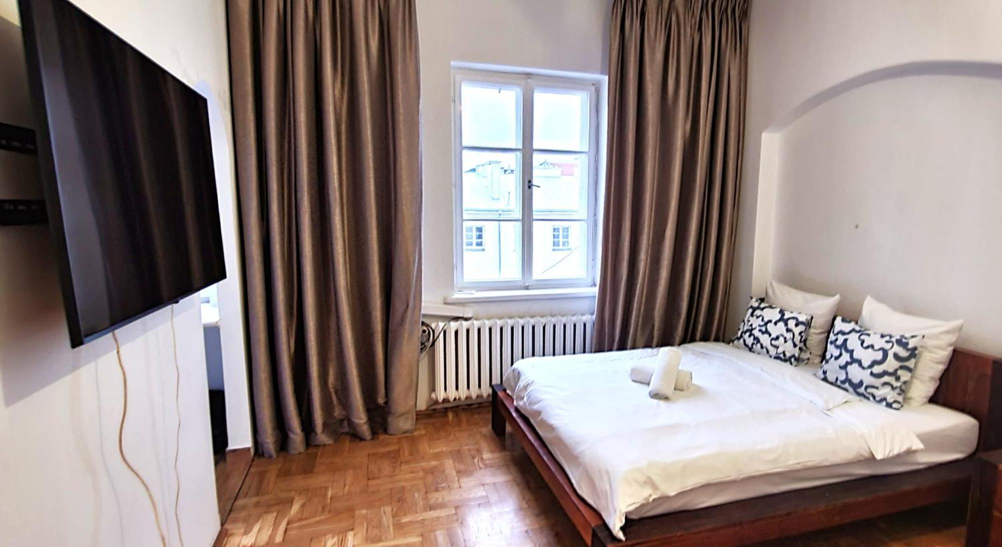 Art Dreams Apartament Chmielna 5 Варшава Екстериор снимка